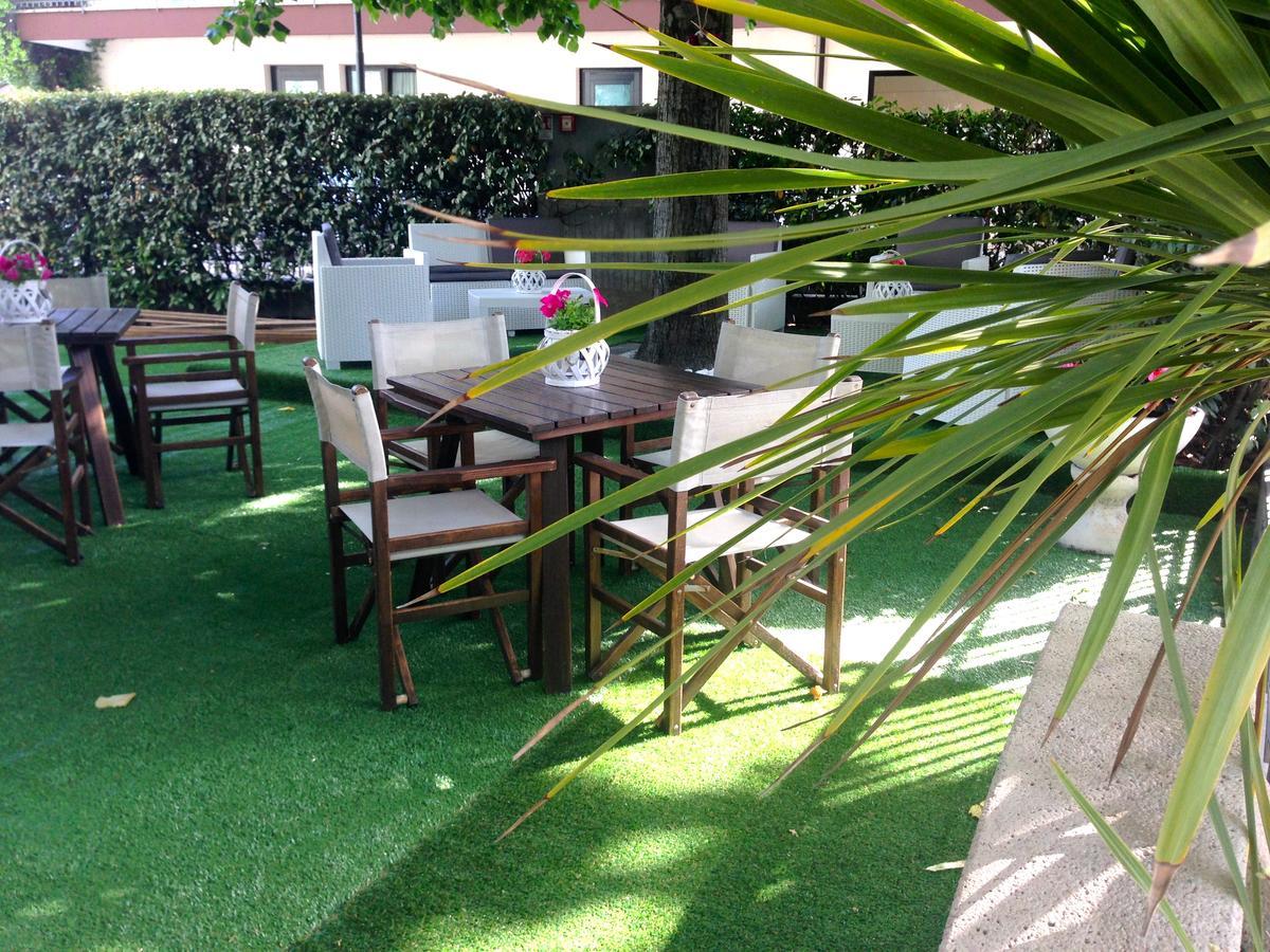 Hotel Jole San Mauro Mare Luaran gambar